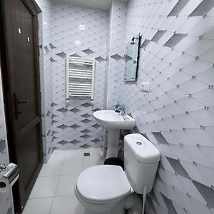 Twin Room Private External Bathroom